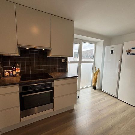 3 Rooms Apartment In Center Ålesund Esterno foto