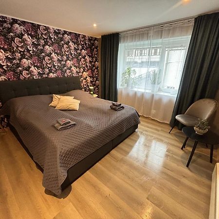 3 Rooms Apartment In Center Ålesund Esterno foto