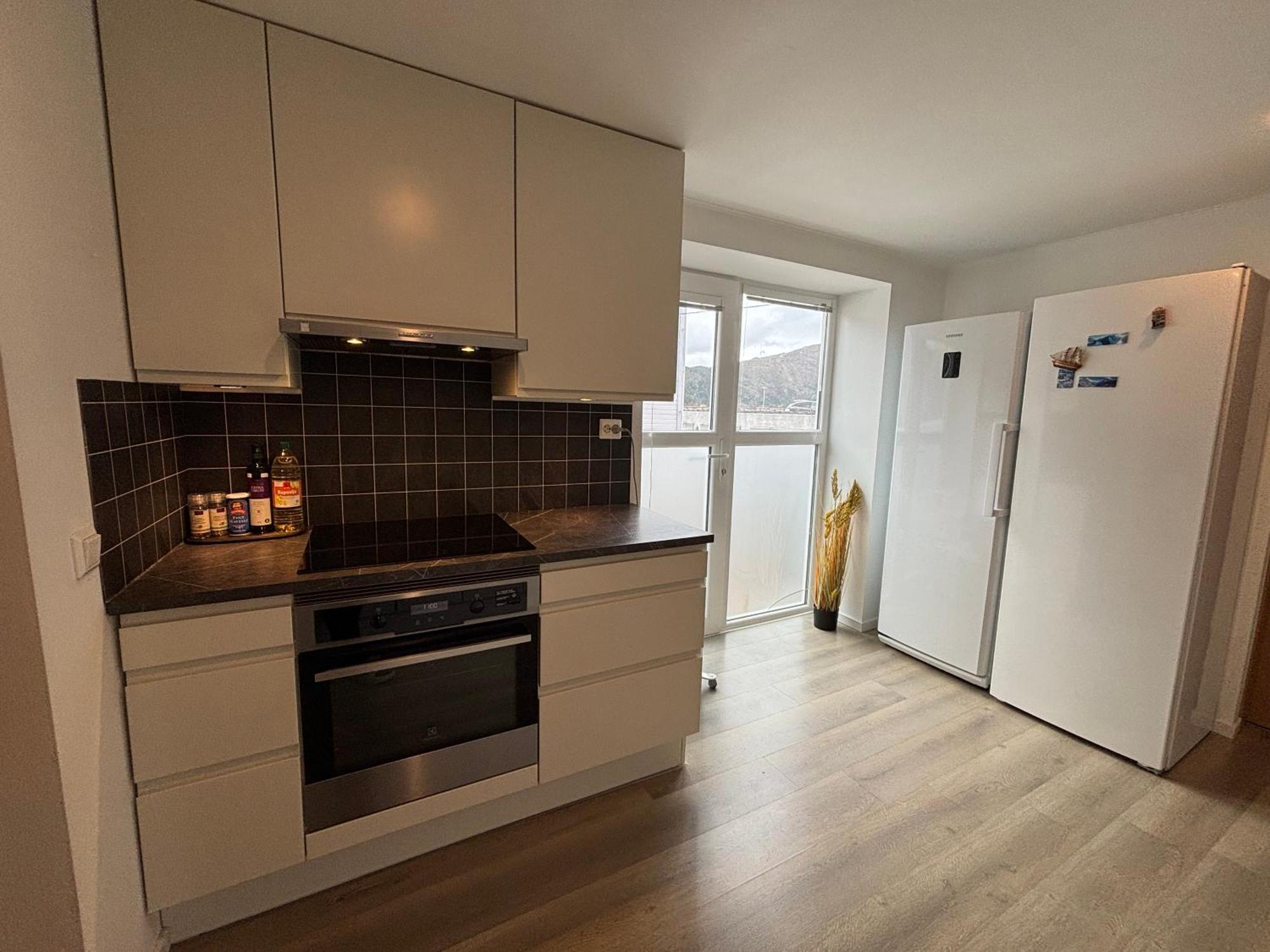 3 Rooms Apartment In Center Ålesund Esterno foto